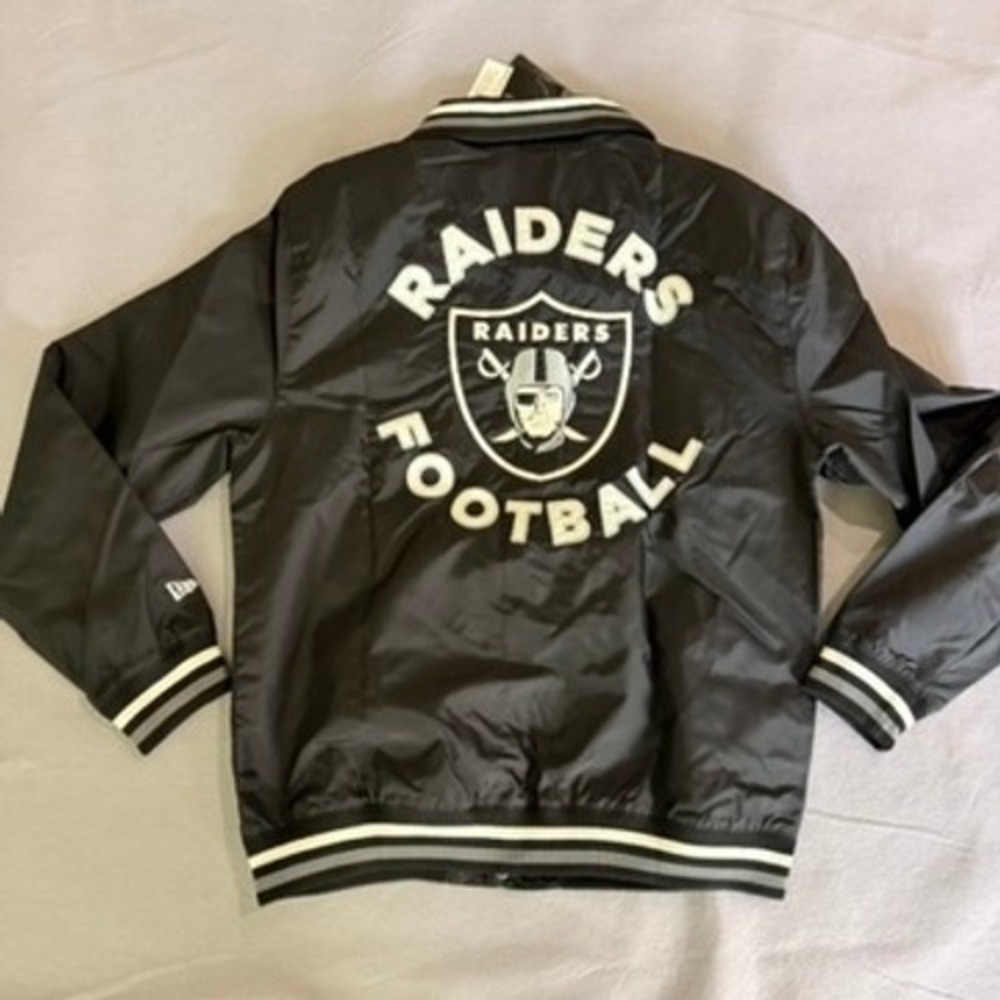 New Era NFL Las Vegas Raiders ThrowbackJacket Mens L Black Snap Varsity Bomber